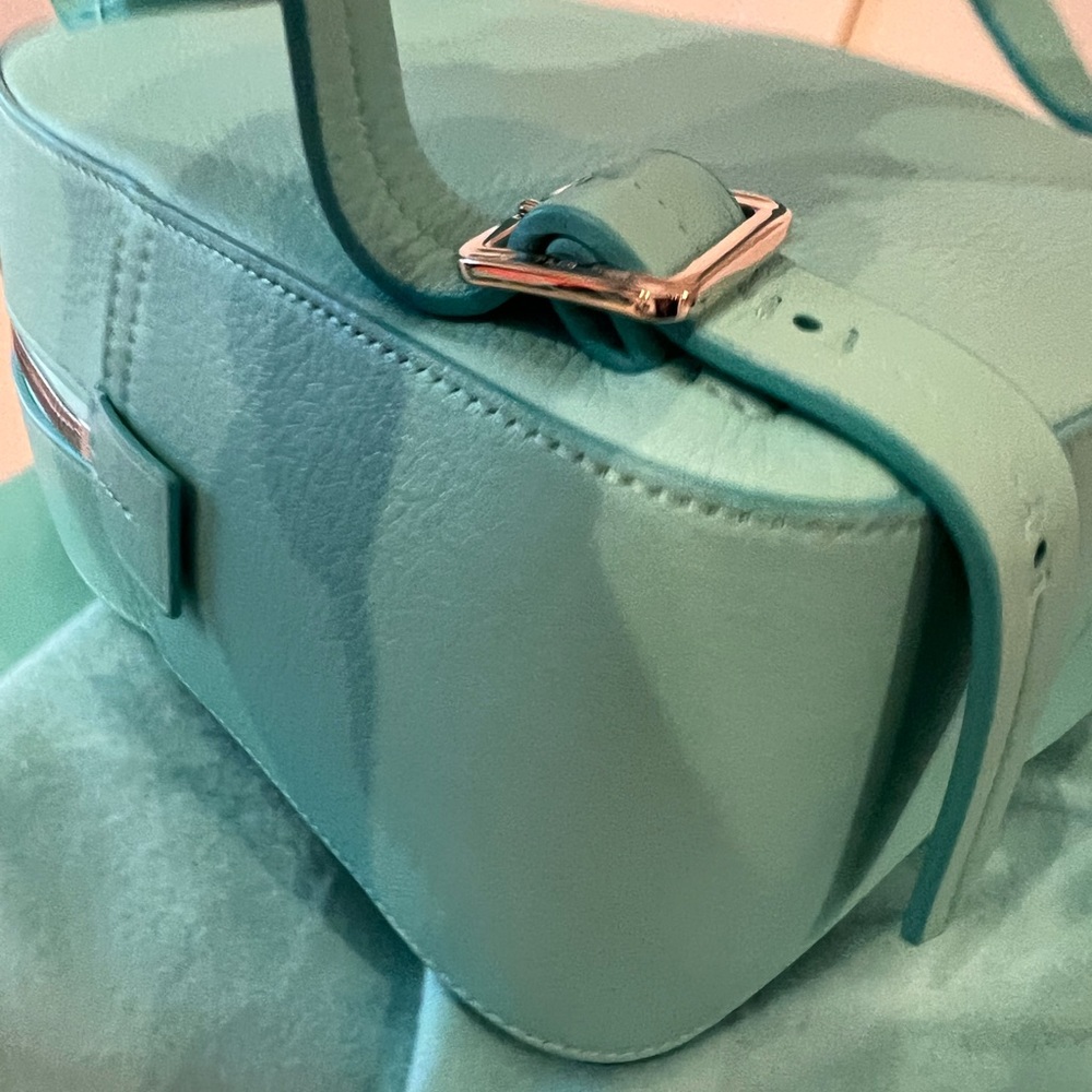 AUTHENTIC Tiffany & Co. Tiffany Blue Backpack - Picture 13 of 16
